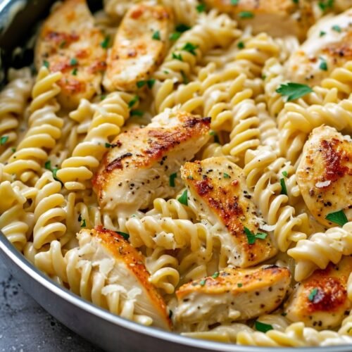 Creamy Garlic Parmesan Chicken Pasta