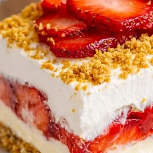 Easy summer strawberry dessert recipe featuring fresh strawberries and light cream.